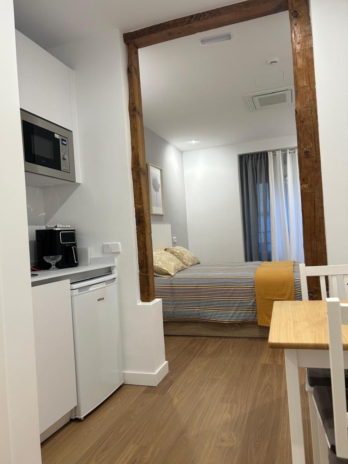 Apartamentos Gravina Madrid Luaran gambar